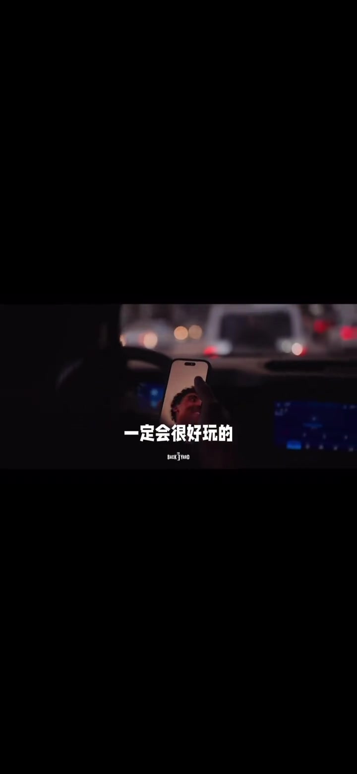 獨行俠全是老友!拉塞爾與湖人前隊友克里斯蒂開心地視頻通話~