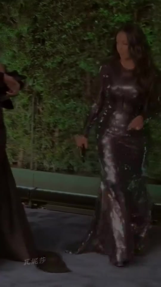 瓦妮莎氣質出眾 真不愧歐美女神