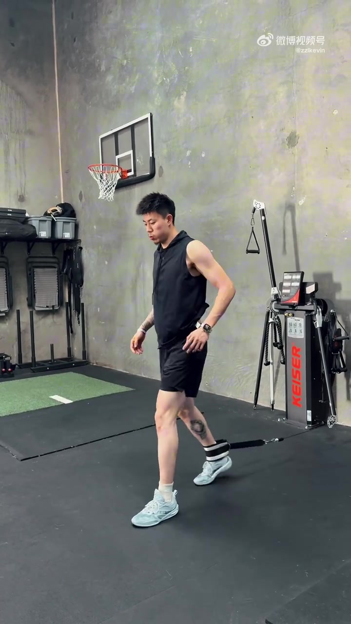 早日康復??張鎮麟更新社媒曬康復訓練情況:??????