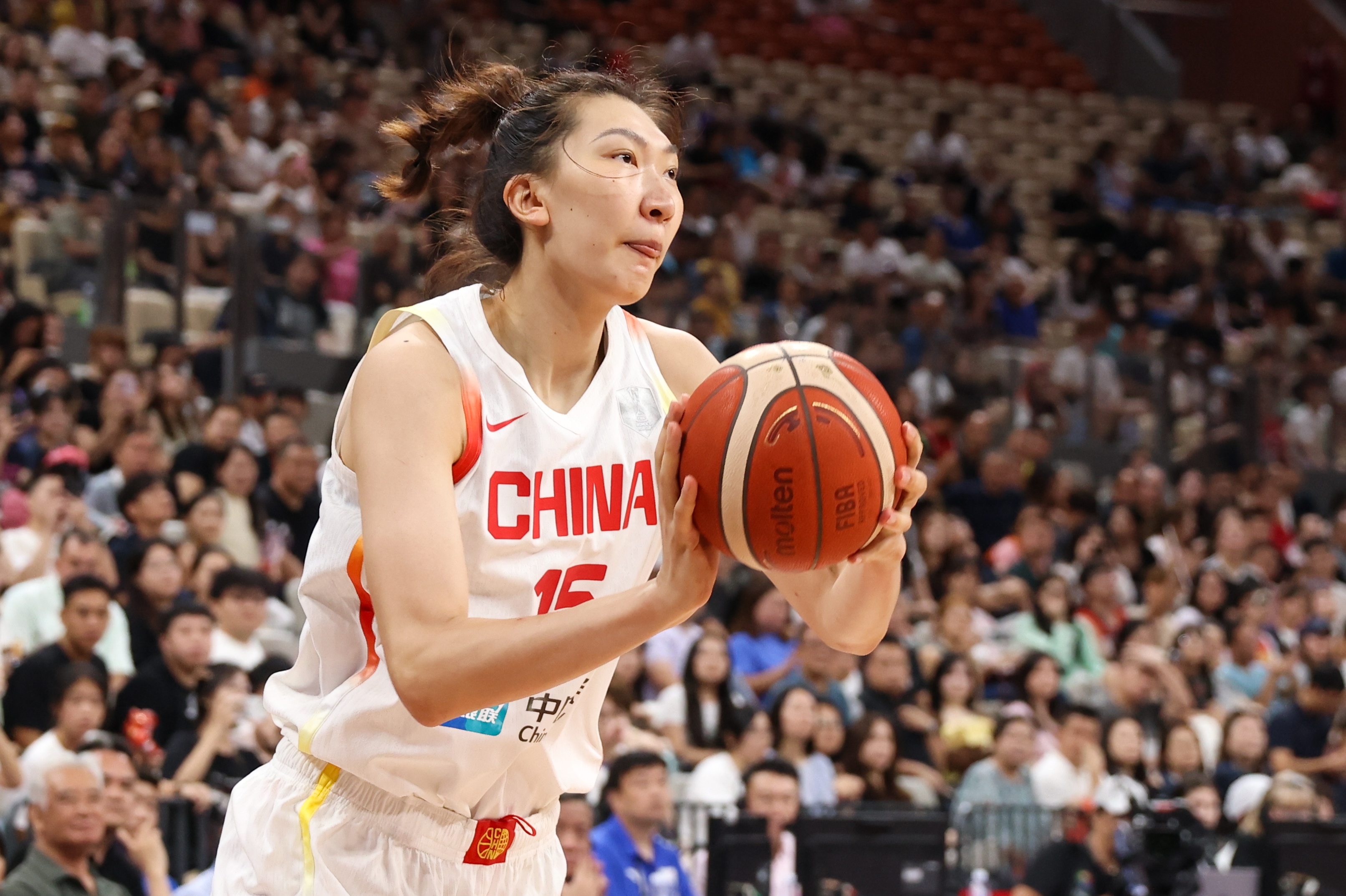 媒體人:韓旭如果想繼續在國家隊強勢幾年 留在WCBA肯定是不行的