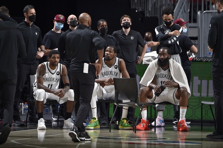 歐文:不會因生意影響和杜登的兄弟感情 我們一起見證NBA市值騰飛