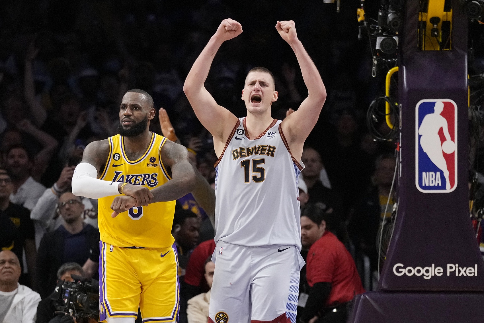 夸梅-布朗:詹姆斯小心別被NBA抓到把柄 約基奇也再拿不到MVP了