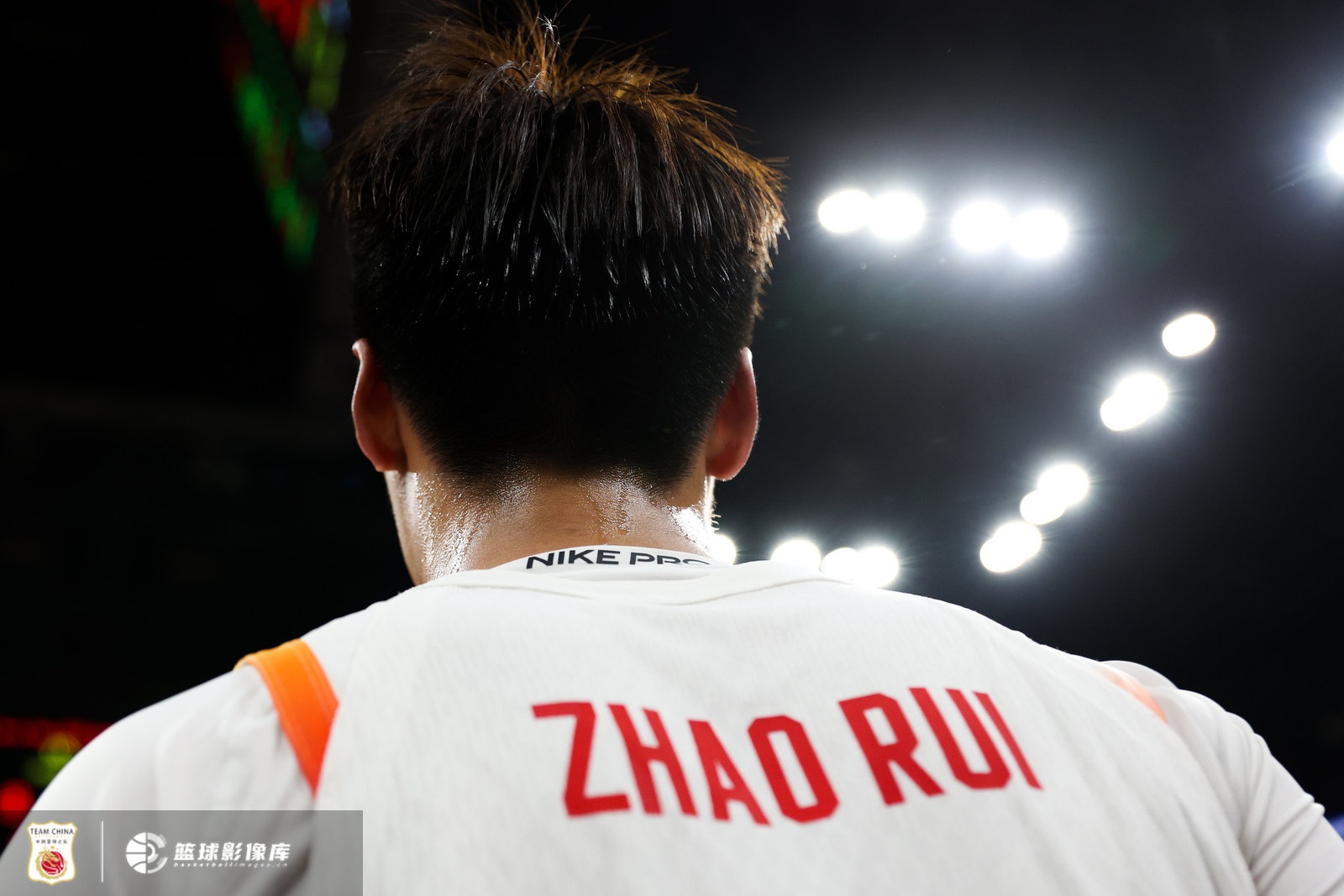 媒體人:亞洲杯名單無太多意外 低谷中的男籃需帶著目標全力沖!
