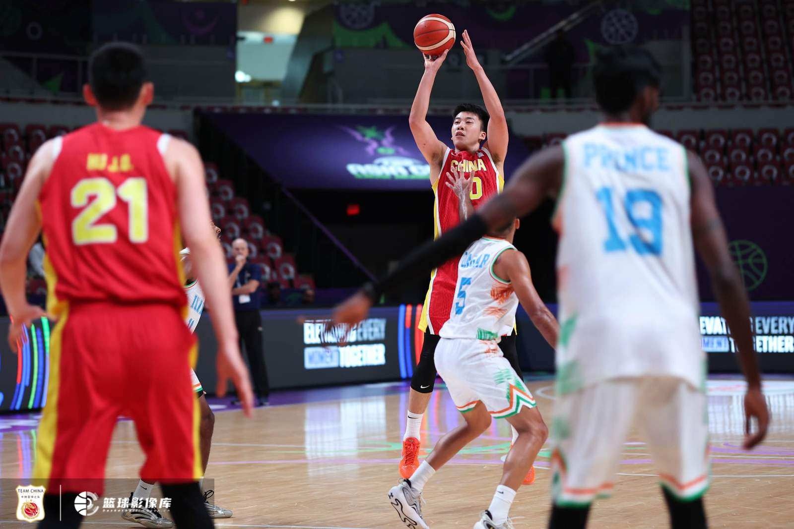 8月19日回舊金山大學報到 王俊杰:暑假經歷了很多 感謝教練&領導