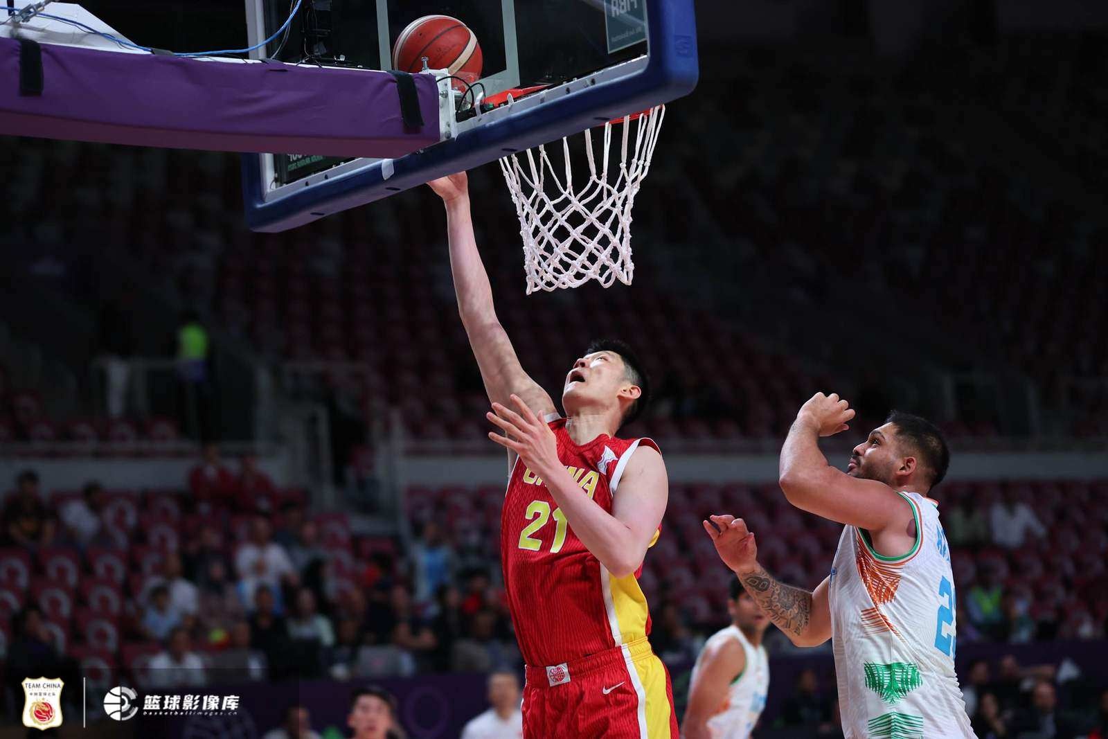 媒體人:胡金秋重劍無鋒 王俊杰為大場面而生 兩代人截然不同