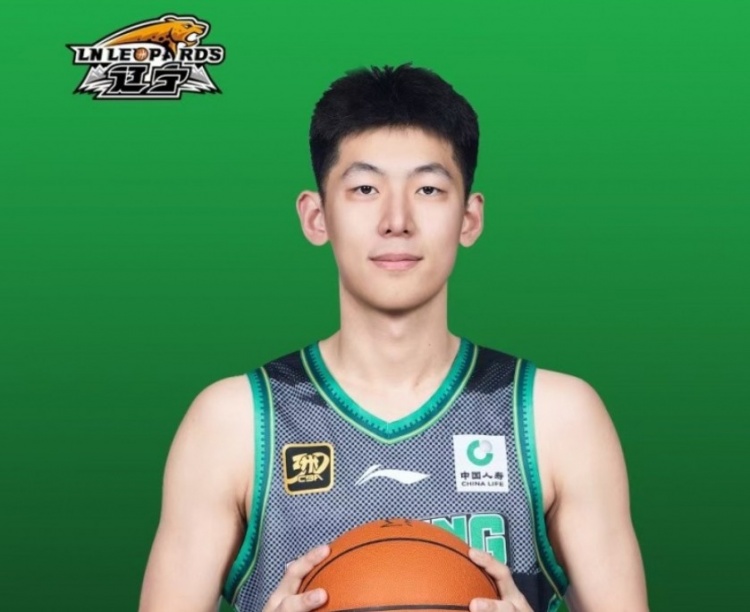 媒體人:張陳治鋒的5年新合同起薪超過200萬 之后還將逐年遞增