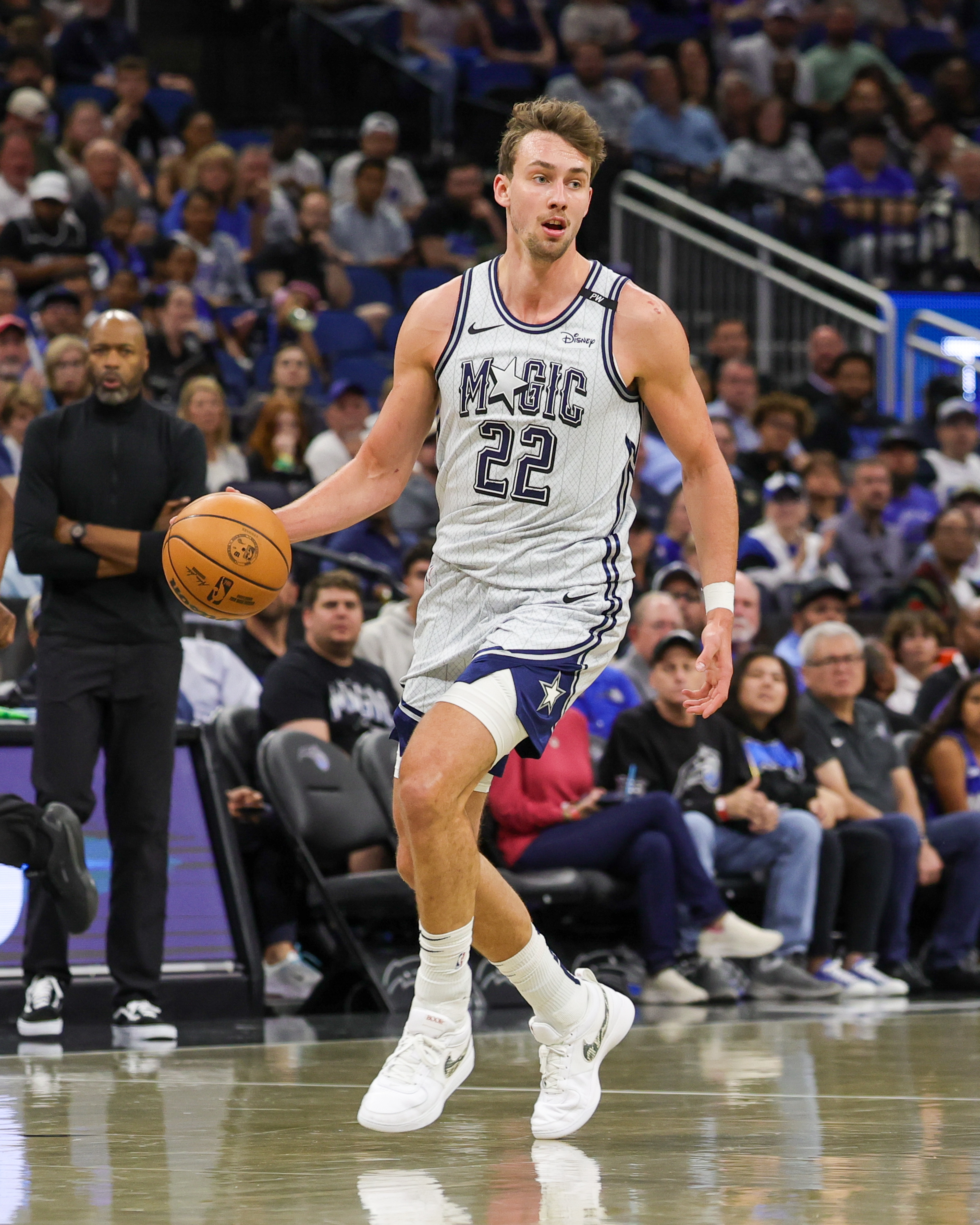 ??生日戰砍22+8!NBA官方祝小瓦格納24歲生日快樂!