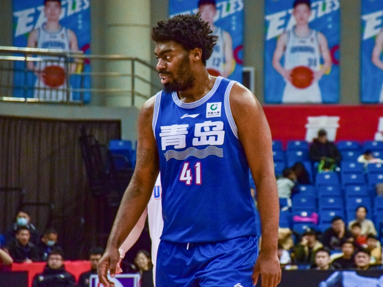 媒體人：NBL和CBA多隊(duì)有意長(zhǎng)沙勇勝大外援達(dá)卡里-約翰遜