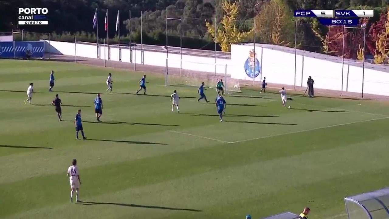 功力還在！已轉型歌手的恒大舊將J馬，在波爾圖傳奇賽上倒鉤破門