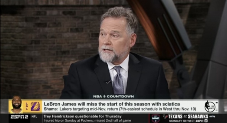 馬龍：我會謹慎對待詹姆斯的傷情 他會告訴湖人何時準備好復出